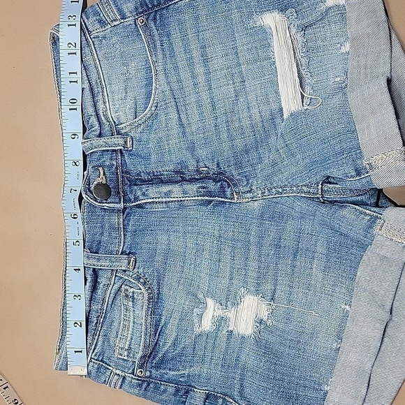 Harper, Size 27, Distressed, Denim Cuffed Shorts, Medium Wash. EUC - Picture 3 of 7